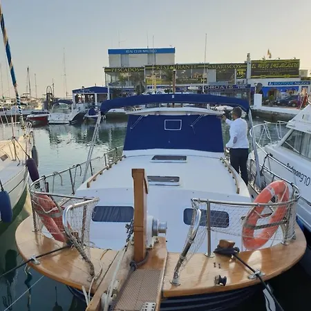 Barco Turismo Marinero Bådhotel *